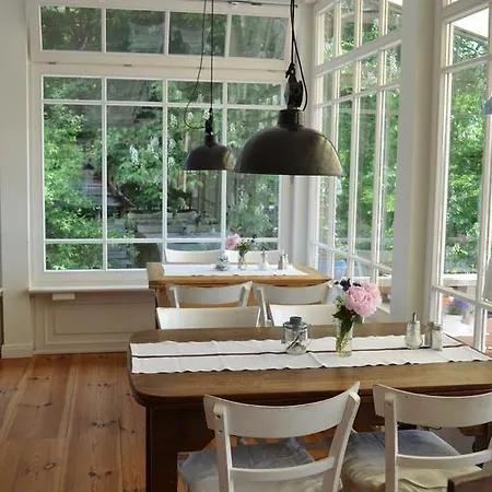 Hotel Burger Fahrhaus 2*