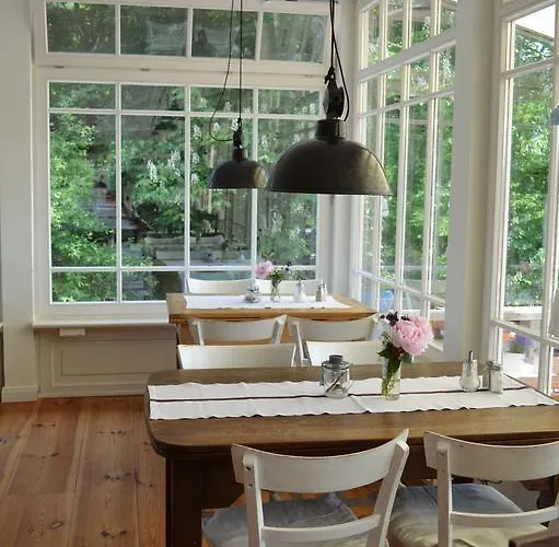 Hotel Burger Fahrhaus 2*